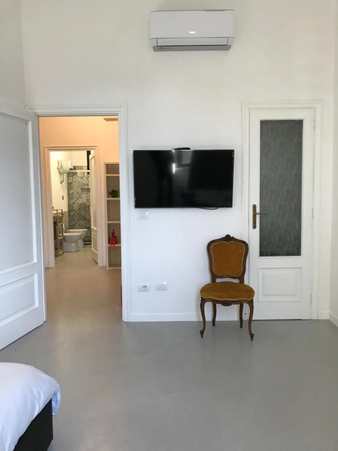 Bed and Breakfast Palazzo Pilo Сассари Экстерьер фото